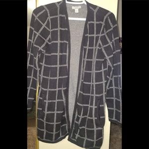 Women’s Croft & Barrow Cardigan, Size S Black with White Square Window Pattern.